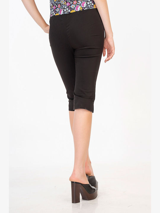 Women's High Rise Fabric Capri Trousers with Rubber Band in Regular Fit Black