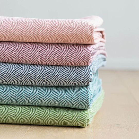 Bodhi Nidra Cotton Yoga Blanket Pink