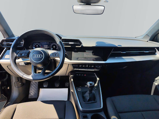 Audi A3 30 TFSI Sport Sedan S line '22