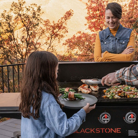 Blackstone Gasgrill mit 4 Grills