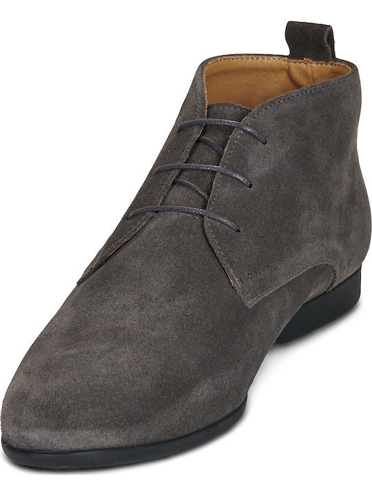 Graue Herrenstiefel