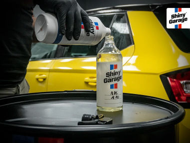Shiny Garage Spezielle gewerbliche Reinigungsmittel Kompakt 1lt