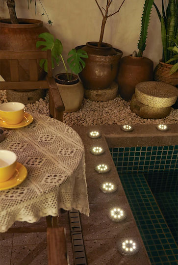 GloboStar Set of 4 Solar Lights 3W 120lm Warm White 2700K with Photocell IP65 12x12x13cm