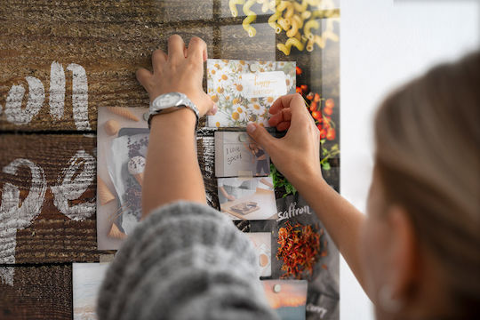 Μαγνητική Πλακέτα Η Επιγραφή Καλή Όρεξη Έναν Μαγνήτη 120x60