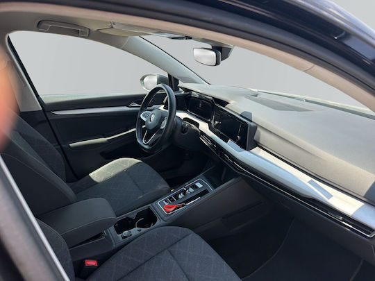Volkswagen Gebrauchtwagen Volkswagen Golf 1.0 eTSI Life DSG MHEV Mild Hybrid Erstzulassungsjahr 2021