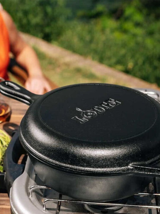Lodge Pan With Lid made of Cast Iron 26.04cm