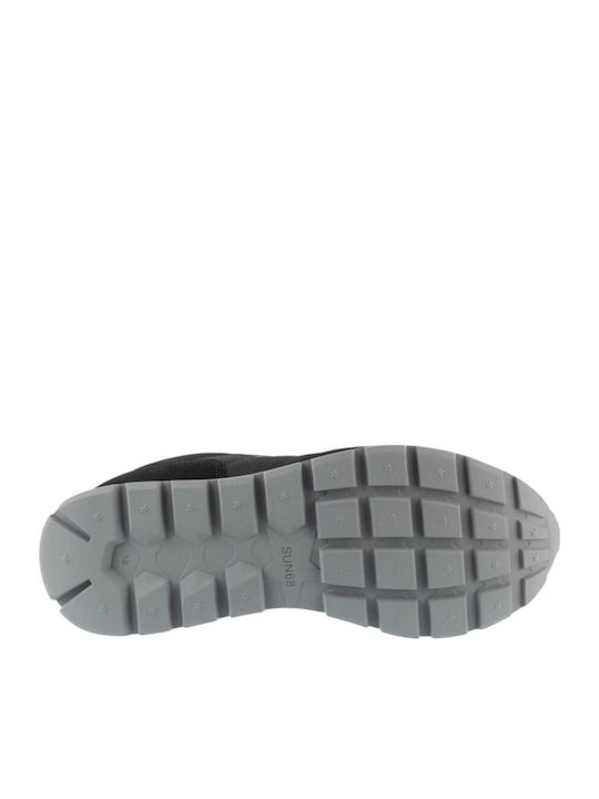 Women's Black Sneakers