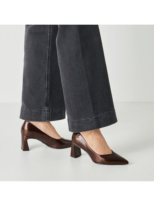 Heels in Patent Leather with Mid Heel Brown