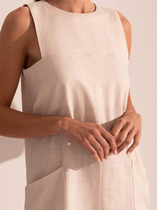 Beiges Damenkleid