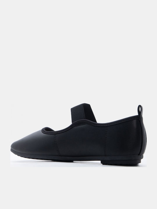 Women's Pointed Toe Ballerina Shoes In Black Colour