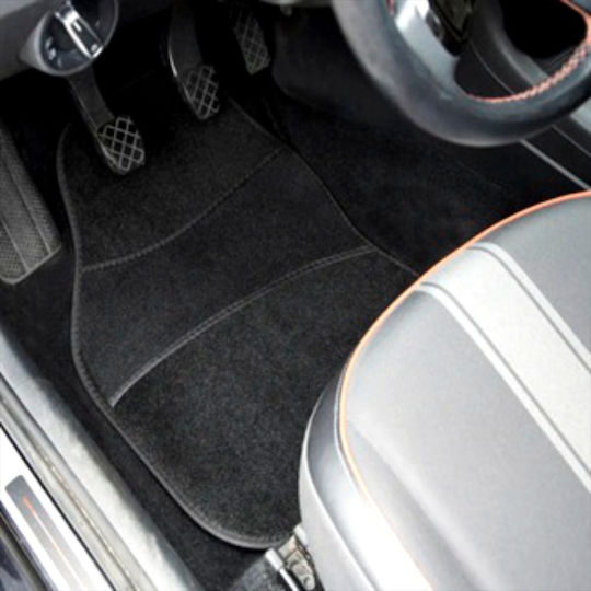 Set Covoare Auto Avex Essential – 5 Piese Covorașe Auto Universale + Husa Volan Din Piele Eco Perforată Neagră
