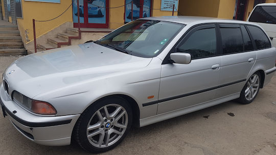 Heko Satz Windabweiser Vordere und Hintere Dark Fime für BMW E39 4Stück