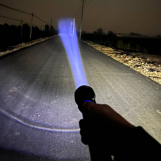 Cree Rechargeable LED Flashlight IP65 with Maximum Brightness 2000lm