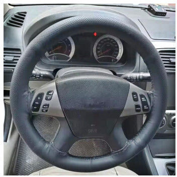 Husă Volan Auto Cu Ață Perforată Din Piele Mărime 2xl Diametru 45 Cm Lățime 11.5 Cm Neagră Smartic Model Sma-000153