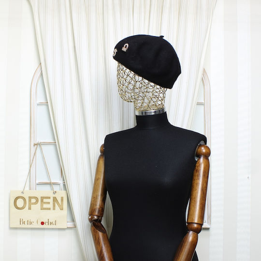 Beretă De Lână Pentru Femei ButicCochet O Singură Mărime Design Cu Accesorii Aurii Negre Bsc550