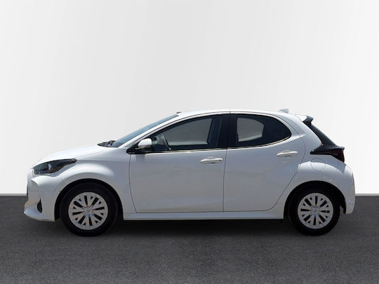 Toyota Ярис 1.5 HDF Бизнес '22