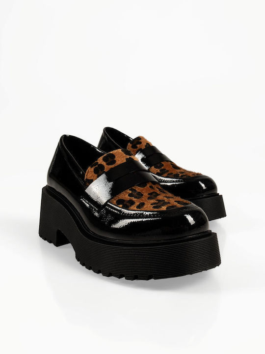 Women's Loafers in Black Colour