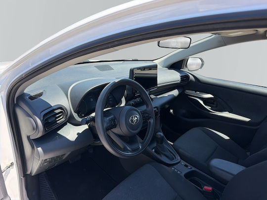 Toyota Ярис 1.5 HDF Бизнес '22