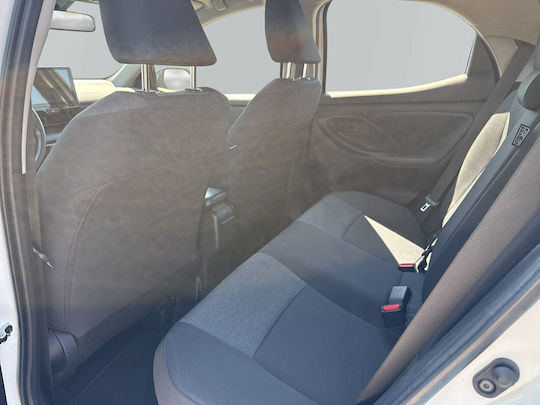 Toyota Gebrauchtwagen Toyota Yaris 1.5 HDF Geschäft 22