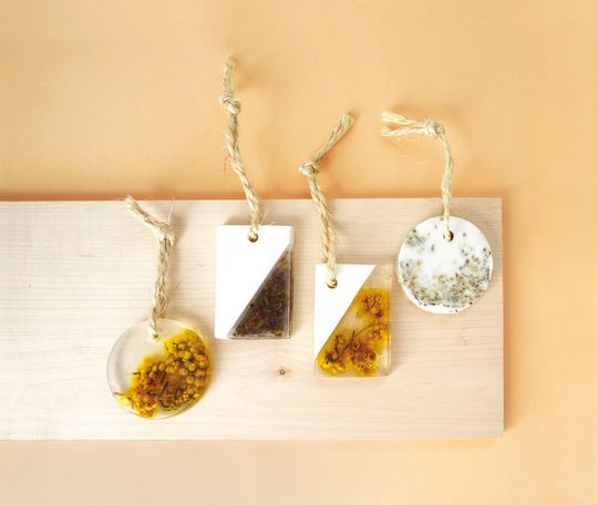 Make Flowery Soaps Kit