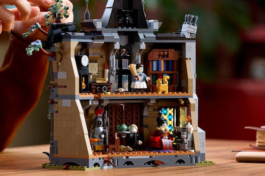 LEGO Icons Къщата на кмета за 18+ години 1420 бр.
