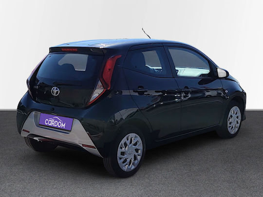 Toyota Aygo X-Play MMT '21