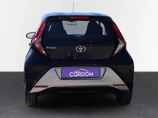 Toyota Aygo X-Play MMT '21