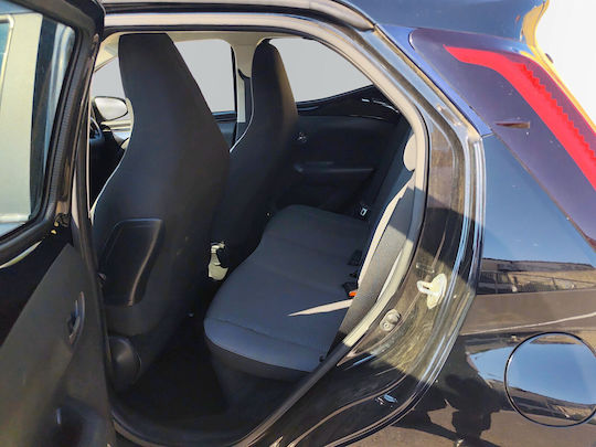 Toyota Aygo X-Play MMT '21