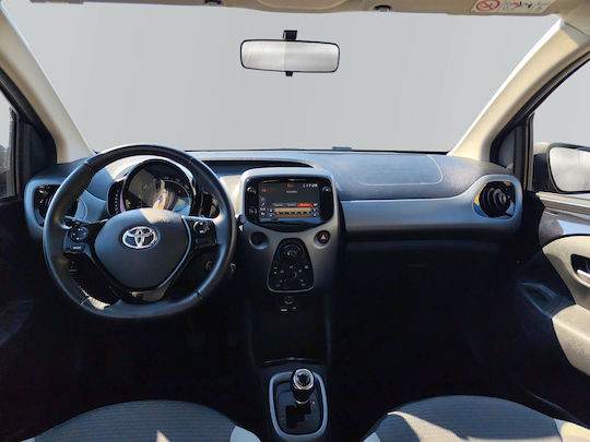 Toyota Aygo X-Play MMT '21