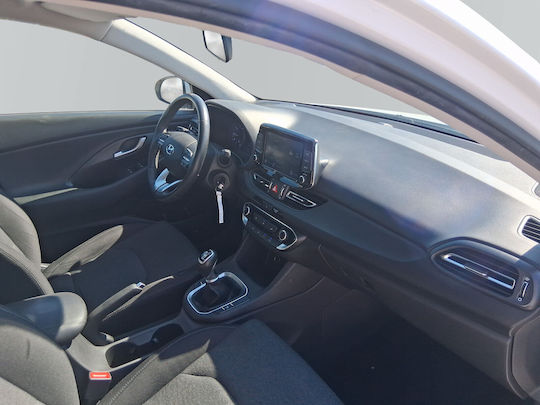 Hyundai i30 1.5 Mpi 6MT Premium '22