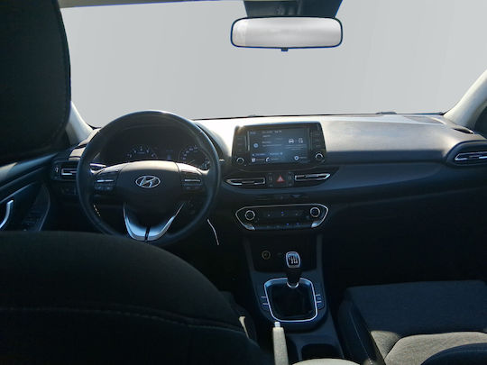 Hyundai i30 1.5 Mpi 6MT Premium '22