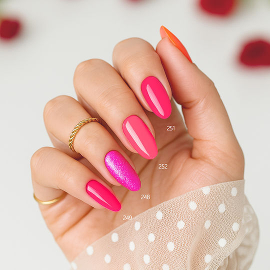 Manica Too Pretty To Quit Long Lasting Gloss Nail Polish 252 10ml
