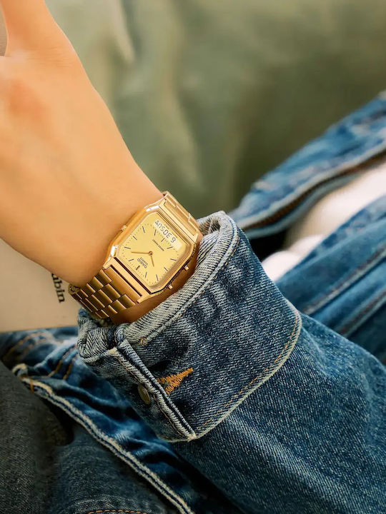 Casio Vintage Αναλογικό/Ψηφιακό Ανδρικό Ρολόι 28mm Μπαταρίας με Χρυσό Ατσάλινο Μπρασελέ