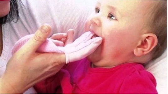 Mam Mănușă De Dentiție Iepure Roz Din Țesătură Pentru 0 Luni+ Rabbit Roz