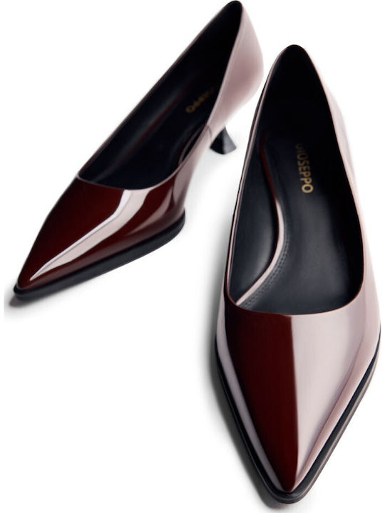 Spitze Pumps aus Lackleder mit niedrigem Absatz Braune