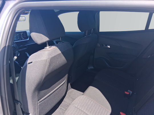 Peugeot 2008 1.5 BlueHDi EAT8 Active Plu (BU) '08