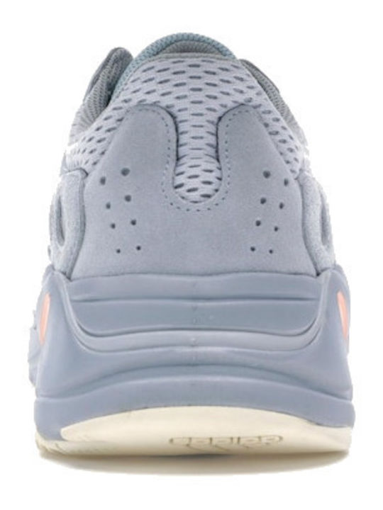 Yeezy Boost 700 Сникърси Inertia