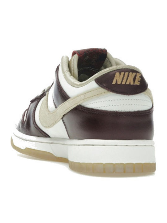 Dunk Ниски LX Година На Змията Сникърси Златни