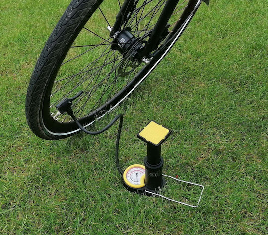 Korbi Mini Fahrradluftpumpe mit Manometer