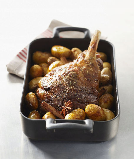 Revol Rectangular Heat-Resistant Cookware Made of Porcelain 700ml