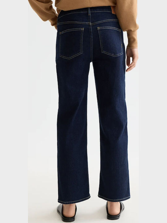 Women's Jeans Pants in Straight Leg Style