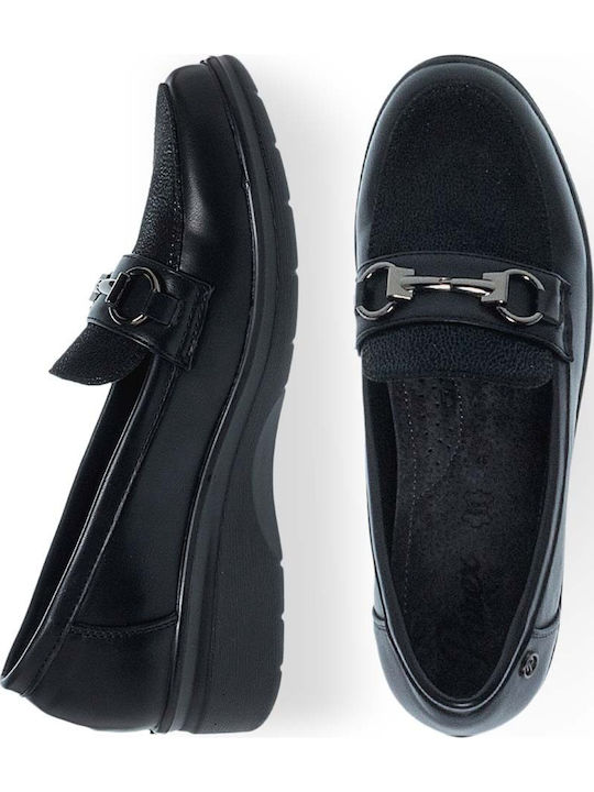 Leather Women's Loafers in Black Color