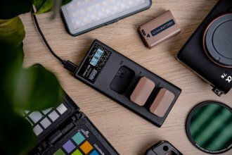NiteCore Зарядно Устройство за Батерии Съвместимо с Nikon