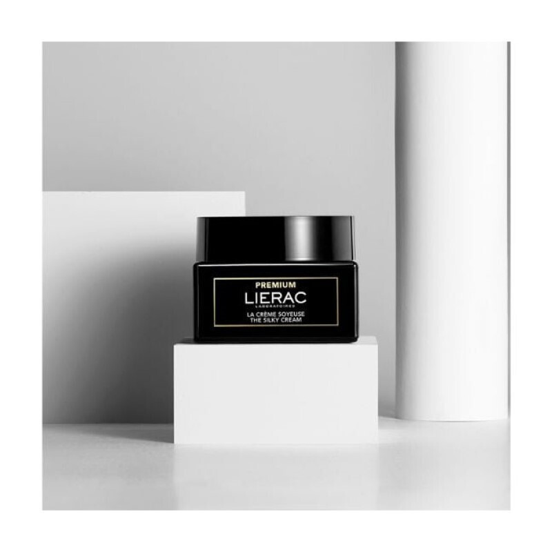 Lierac Premium La Creme Soyeuse Rich Αντιγηραντική & Ρυθμιστική Κρέμα Προσώπου με Υαλουρονικό Οξύ 50ml