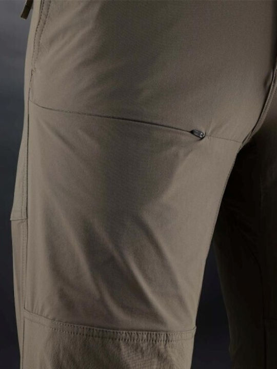 Pentagon Kugelhose in Grün Farbe