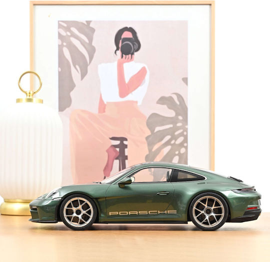 Model Mașină Porsche 911 S T 2023 Verde Malachit Metalic Scara 1:12