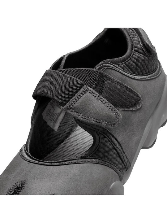 Women's Sneakers
