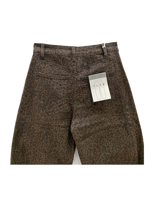 Women's Jean Pants in Balloon Leg Style Brown