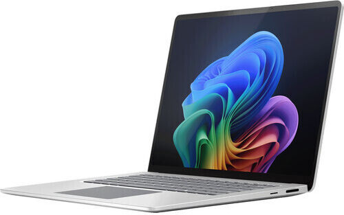 Microsoft Surface 15" FHD Тъчскрийн 120Hz (Ultra 5-335/32GB/256GB SSD/W11 Pro) (US Клавиатура)