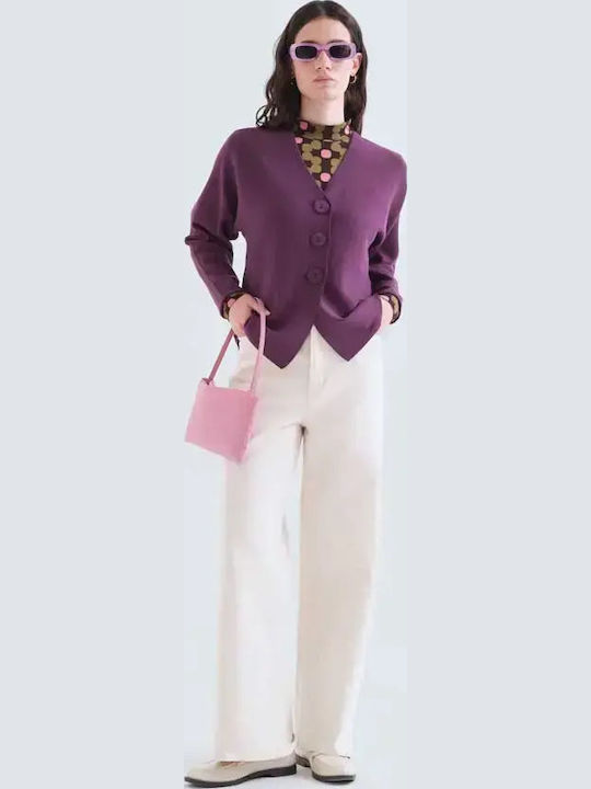 Lange Gestrickte Damen Strickjacke mit Knöpfen in Lila